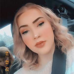 Meet your Posher, Kaylee